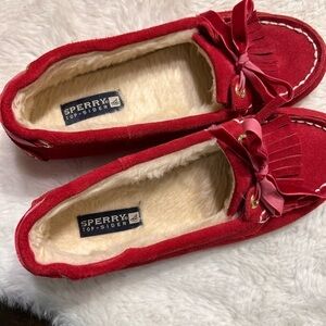 Sperry top-sider red fur lined loafers slipper size 6 M